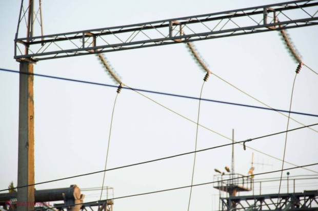 ATENȚIE // Deconectări de energie electrică MÂINE pe mai multe străzi din capitală și în mai multe localități din R. Moldova