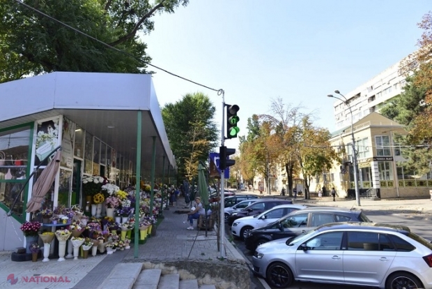 FĂRĂ FLORI pe trotuarele de pe str. M. G. Bănulescu-Bodoni: Primarul anunță noi planuri pentru acea zonă din centrul istoric al Chișinăului