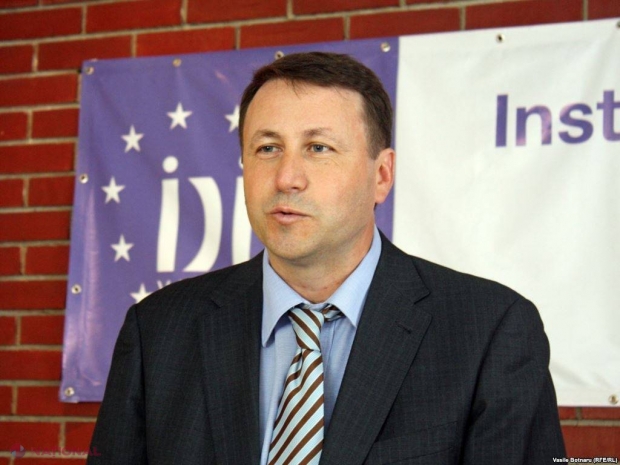 INTERVIU // Igor Munteanu: „Acest Guvern este un fapt politic legal, dar cu o gravă problemă de legitimitate”