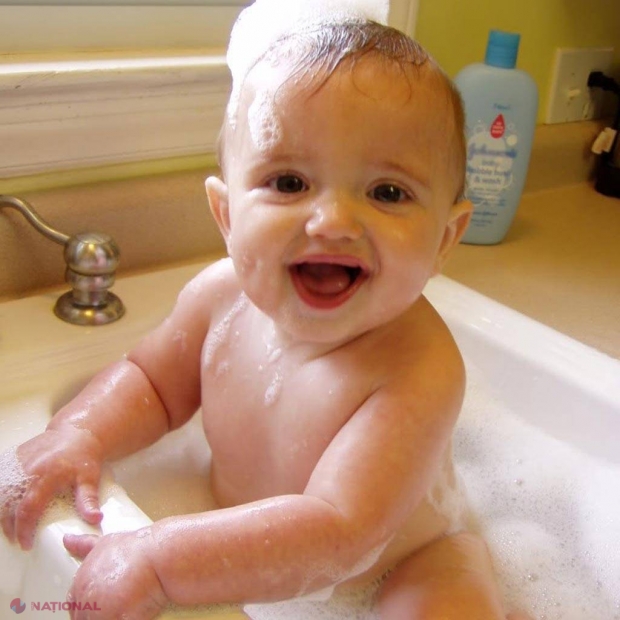 Descoperire şocantă în şampoanele pentru copii. Substanţele TOXICE din 80% din produsele de pe piaţă