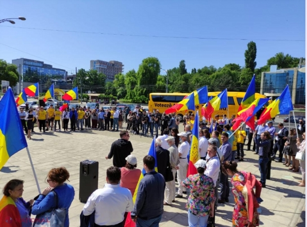 Alianța pentru Unirea Românilor s-a lansat în campania electorală: Start pentru Caravana AUR în toate localitățile Republicii Moldova
