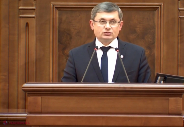 VIDEO // Spicherul Igor Grosu, discurs în Parlamentul României: „Aceste crize ne arată cine ne sunt prieteni adevăraţi şi cine falşi. Mulțumesc, România, pentru sprijinul dezinteresat. Pentru donații, pentru gaze, pentru lumină”
