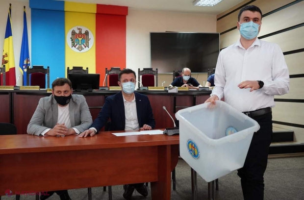 LISTA finală a concurenților electorali din buletinele de vot de la scrutinul parlamentar din 11 iulie