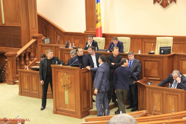 SONDAJ // Actuala guvernare ar lua câteva procente din voturi, dacă duminica viitoare ar avea loc alegeri parlamentare
