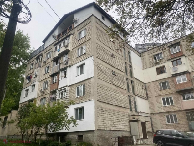 FOTO // Casă cu două nivele, construită pe blocul cu cinci etaje din Chișinău: Autoritățile NU pot dispune demolarea construcției, pentru că au expirat termenele de prescripție