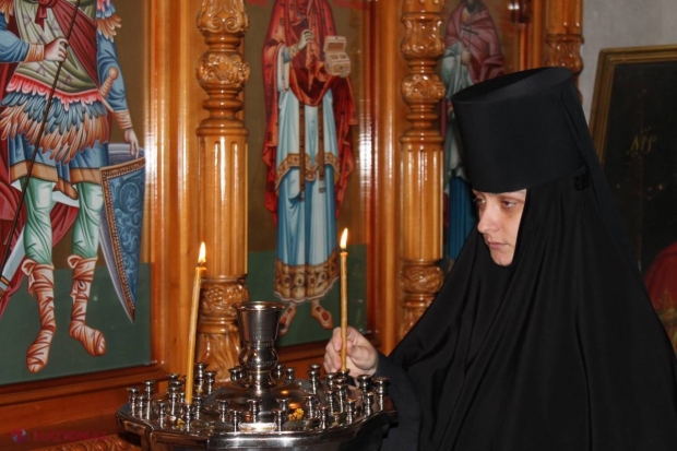 Confesiunea unei călugărițe // Paștele din inima pădurii