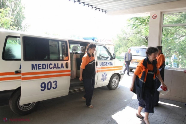 De la Hram, la spital. Doi minori din Chișinău au ÎNTRECUT ieri măsura