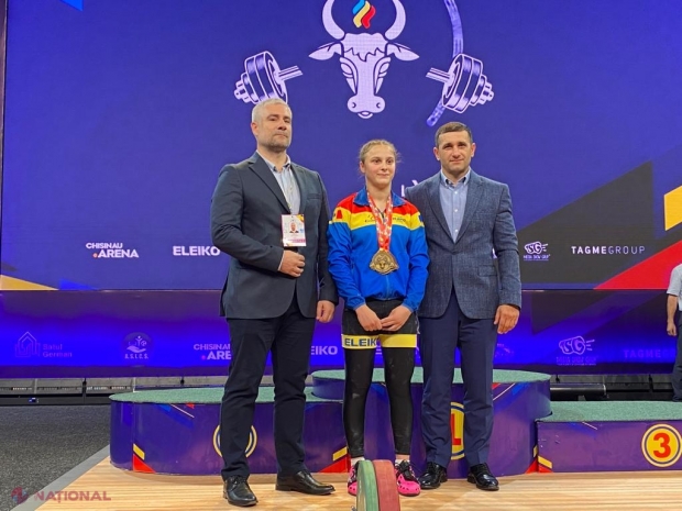 PERFORMANȚĂ, VIDEO // Nicoleta Cojocaru – PRIMA campioană europeană la haltere din R. Moldova. La doar 13 ani, „copilul de aur” al halterelor s-a impus în fața unor adversare mai experimentate: „Mă simt emoționată, dar PUTERNICĂ”