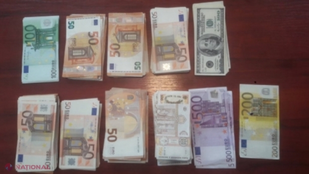 VIDEO // FURT de proporții la Ialoveni: Hoțul a plecat din casa unei bătrâne cu 35 500 de euro, 2 200 de dolari, 56 000 de lei și bijuterii din aur, dar a fost PRINS