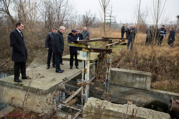 Premierul interimar îi LINIȘTEȘTE pe cei de la SIS, dar vrea ca ARMATA să păzească barajul lacului Ghidighici 