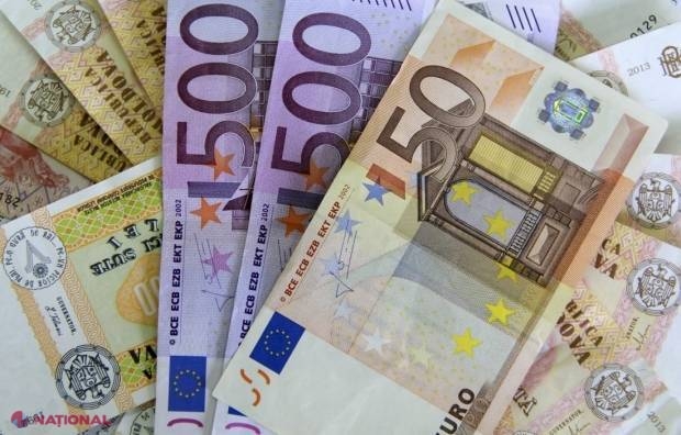 Ce MONEDĂ schimbă moldovenii cel mai des la bancă: euro, dolari sau ruble?