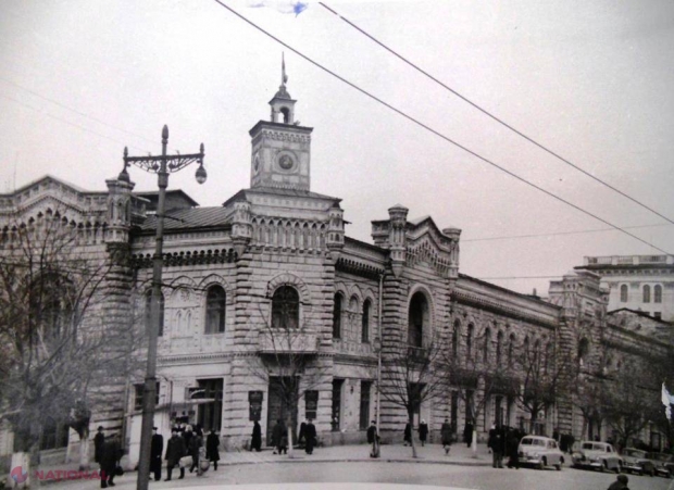 FOTO // Prima gheretă din Chişinău, amplasată chiar în faţa primăriei