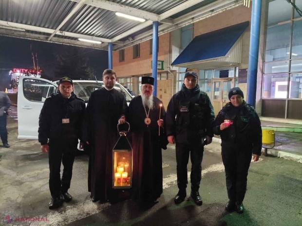 FOTO // Înaltpreasfințitul Petru, Arhiepiscop al Chișinăului, Mitropolit al Basarabiei și Exarh al Plaiurilor, a adus Focul Haric de la Iași