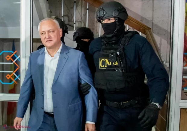 Dodon a sărit în APĂRAREA lui Putin, după ce Maia Sandu a DEZVĂLUIT că Rusia i-ar fi cerut „să vândă o bucată de țara” în schimbul unui preț mai mic la gaze. Socialistul AMENINȚĂ că la toamnă-iarnă gazul va costa 40 de lei