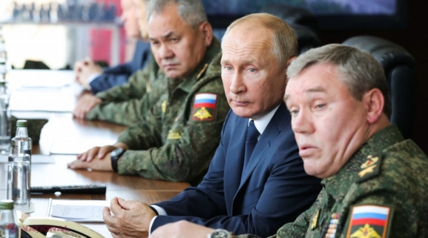 Rusia amenință deschis Ucraina cu DISTRUGEREA. Kievul: „Dacă Rusia încalcă linia roşie, va trebui să sufere consecințe”