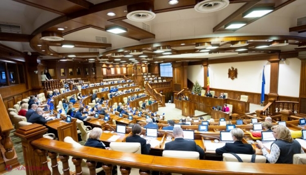 Copiii cu dizabilități vor beneficia de bani de la stat, fără ca părinții acestora să depună cereri la autorități