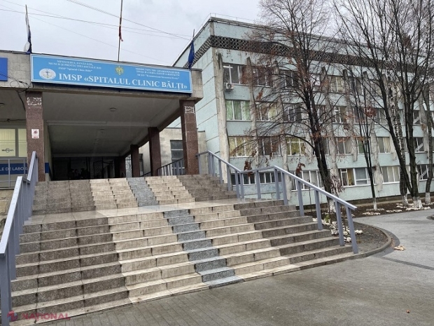 PREMIERĂ la Bălți: Medicii au operat cu succes o femeie și au înlăturat o TUMOARE ovariană de 25 kg. „În experiența noastră de 35 de ani, nu am întâlnit tumori atât de mari și așa cazuri rare erau redirecționate la Chișinău”