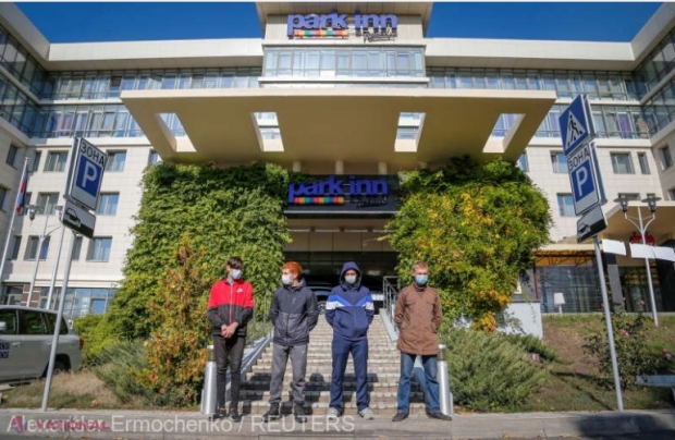 Observatori OSCE, SECHESTRAȚI într-un hotel din estul Ucrainei: Ce solicită rebelii în schimbul eliberării acestora