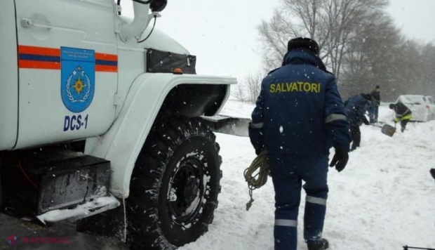 ACTUALIZARE // Peste 160 de localități, fără energie electrică din cauza viscolului: Ambulanțe, autobuze sau microbuze pline cu pasageri, scoase din nămeți de către salvatori