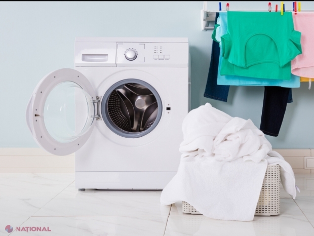 Trucul japonez de a usca rufele acasă: fără umiditate și fără uscător