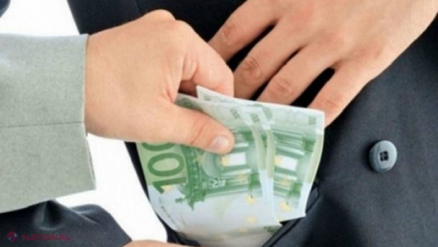 Un italian a fost „INSTRUIT” cum să urgenteze lichidarea firmei sale din R. Moldova. Acesta a sunat imediat la CNA
