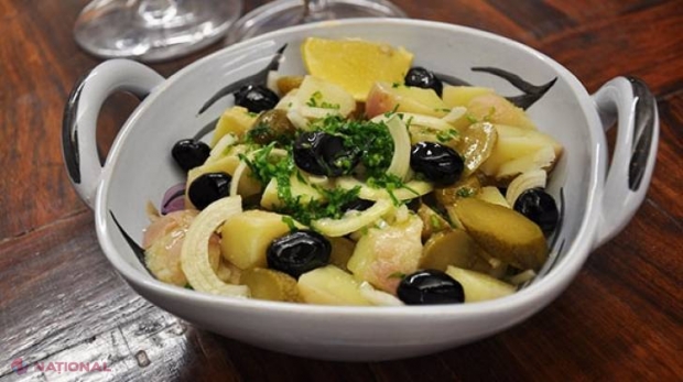 REȚETĂ // Cum faci cea mai bună salată orientală de post