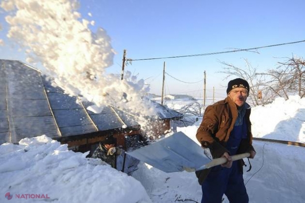 De ce mor unii oameni în timp ce curăţă zăpada