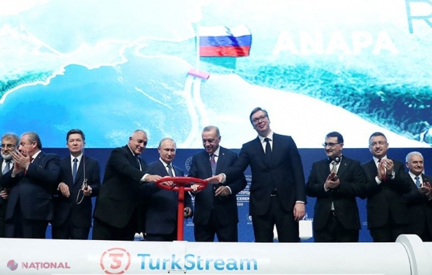 După lansarea „TurkStream”, Rusia pompează prin Ucraina doar gaze pentru R. Moldova și România
