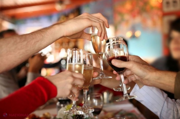 DESCOPERIREA care răstoarnă tot ce se spunea până acum despre alcool. Risc MORTAL pentru persoanele care nu beau. Concluzia obţinută după 20 de ani de studii