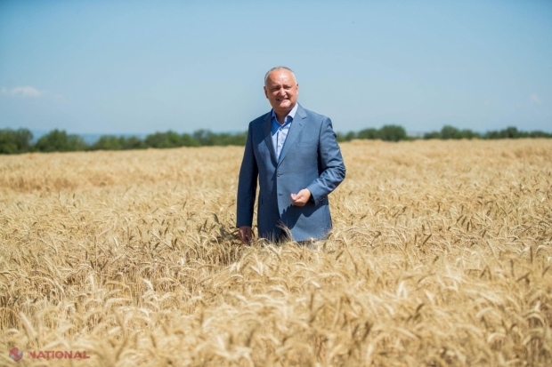 FOTO // Președintele Dodon ZÂMBEȘTE din nou