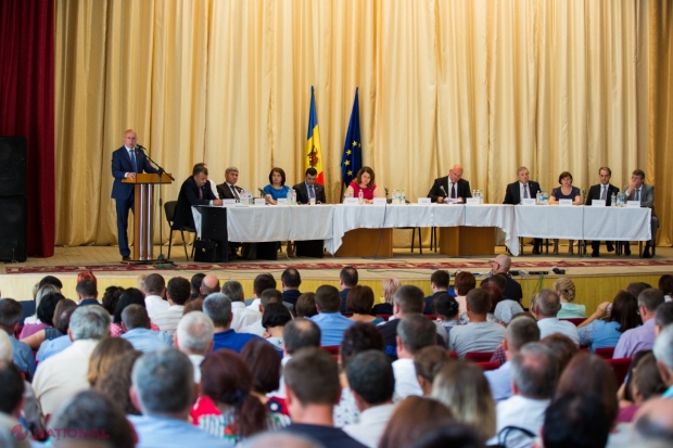 Pavel Filip, la Leova: „Cine a fost OBLIGAT să vină la această întrunire și nu are interes - să plecați sau să vă ridicați și să ne spuneți”