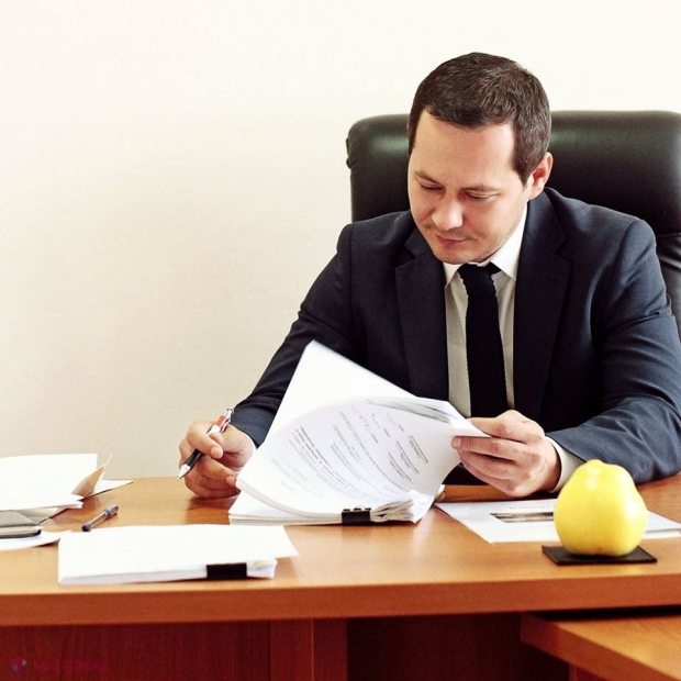 Primarul interimar Codreanu comentează REFORMA fiscală votată de Parlament: „Orice scădere de venit este rea”. Acesta vede și partea PLINĂ a paharului