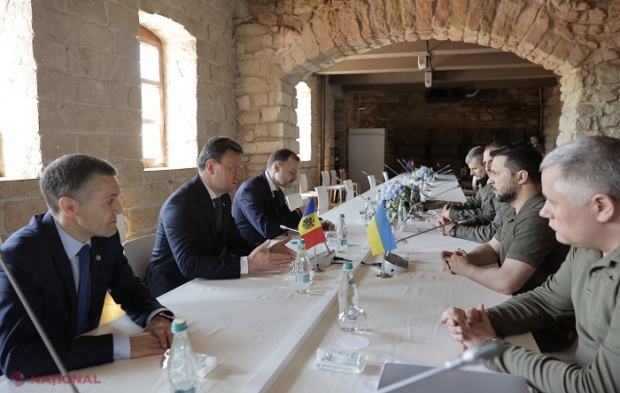 VIDEO // Premierul Dorin Recean, întâlnire cu președintele ucrainean Volodimir Zelenski, în marja Summitului CPE de la Bulboaca