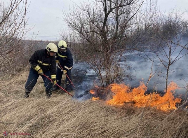 Cod galben de VÂNT în R. Moldova: Nu aprindeți focul pe câmpuri sau în păduri