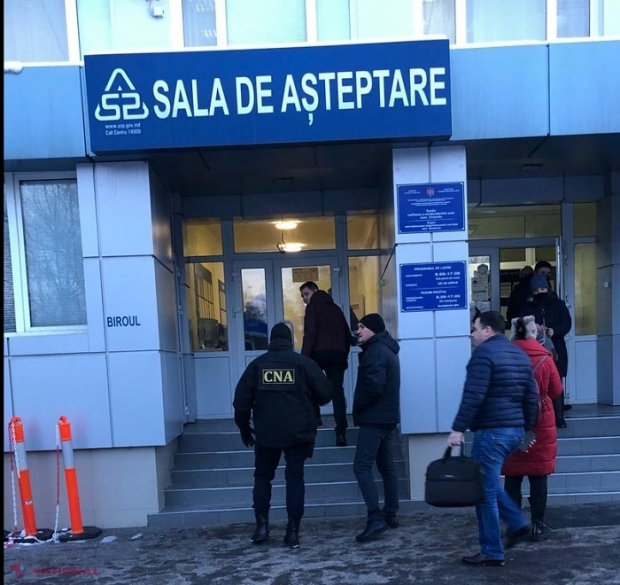 VIDEO // „Am un pacient de a-l exclude, de a-l trimite de la spital acasă”: Stenogramele discuțiilor dintre angajați ai ASP și intermediari din dosarul permiselor de conducere cumpărate cu până la 2 000 de euro bucata