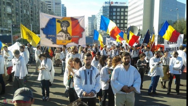 DOC // Încă o localitate din R. Moldova a semnat DECLARAȚIA de UNIRE cu România. Au semnat și PREOȚII