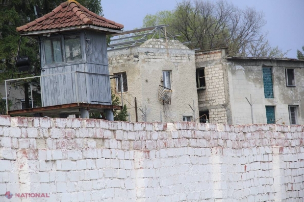 Trei angajați ai Penitenciarului nr.13, condamnați la ÎNCHISOARE