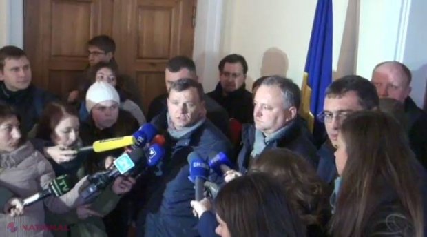 Curtea Constituțională, sesizată în privința evenimentelor de ieri din Parlament: Se solicită ANULAREA votului de învestire a Guvernului