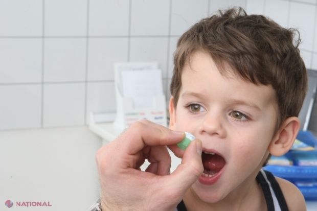 Multe mame nu ştiu! Medicamentul interzis copiilor sub patru ani. Este folosit pentru scăderea febrei, dar poate declanşa o maladie fatală