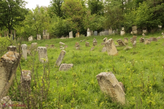 Cimitirul UITAT din Orhei. Se numără printre cele mai VECHI din Europa