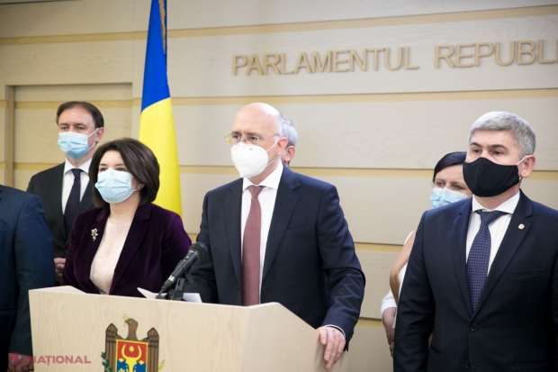 Conluzia lui Filip: „Rămânem ostaticii unui război prostesc și inutil între doi politicieni. Unul nu știe să piardă și altul nu știe să câștige. Cetățenii trebuie să știe că de azi sunt pe cont propriu”