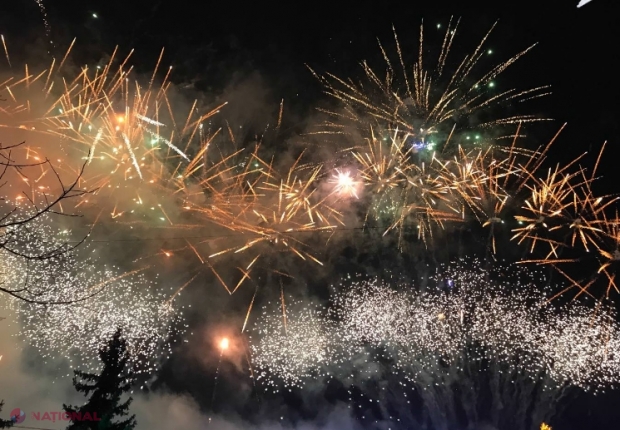 TOXIC // Ecologiștii îndeamnă cetățenii să EVITE focurile de artificii și produsele pirotehnice în noaptea de Revelion și în perioada sărbătorilor de iarnă