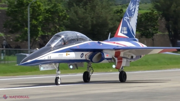 Aeronava forțelor aeriene taiwaneze se prăbușește din cauza motoarelor, pilotul supraviețuiește