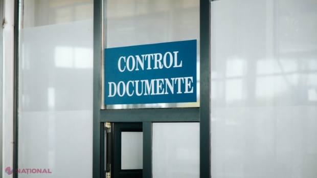 Moldovean prins mituind polițiștii de frontieră cu o bancnotă „pentru ceai” la ieșirea din țară