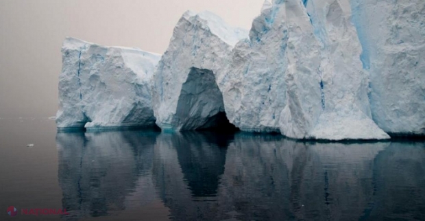 O treime din întreaga calotă glaciară din Antarctica riscă să se prăbușească în mare