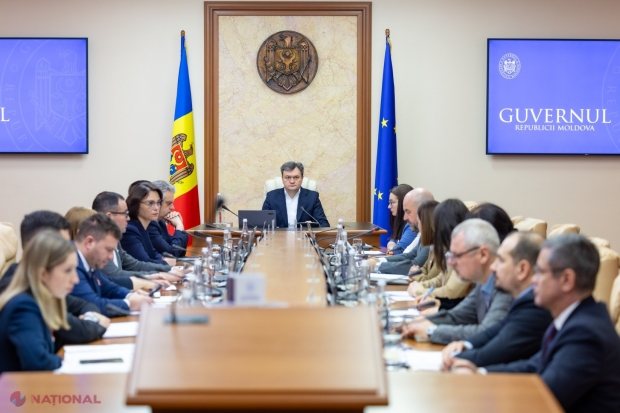 Reguli stricte pentru navigația pe Dunăre: tehnologie avansată și măsuri anti-poluare pentru siguranța apelor