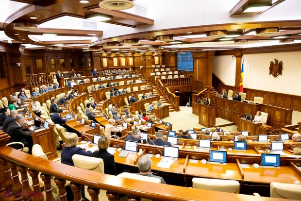 Parlamentul decide joi asupra numirii directorului ANRE și dezbaterii moțiunii împotriva ministrului Perciun