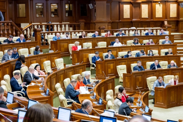 Moldovenii vor avea acces la comunicații electronice de calitate și tarife de roaming ca în UE: Lege nouă adoptată de Parlament