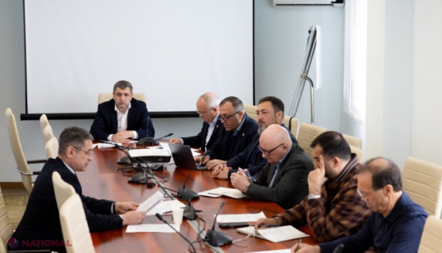 Comisia parlamentară pentru securitate națională respinge moțiunea simplă împotriva ministrului Apărării, Anatolie Nosatîi, inițiată de opoziția prorusă