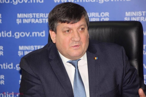 Un ministru îi DEDICĂ un nou editorial lui Dodon: „Cine a dat cep furtului de la BEM?”